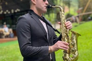Vinni Live Sax