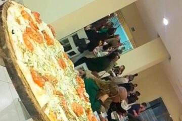 Rodízio de pizzas e massas em festas