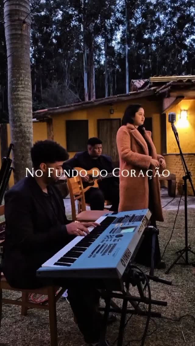 Algumas músicas atravessam gerações… Sandy & Junior fez parte da infância, da...