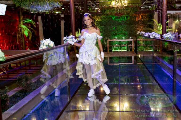 > DEBUTANTE MARIA EDUARDA (13/04/2023) ** FOTOGRAFIA e FILMAGEM ** https://www.facebook.com/pranviat Contatos:...