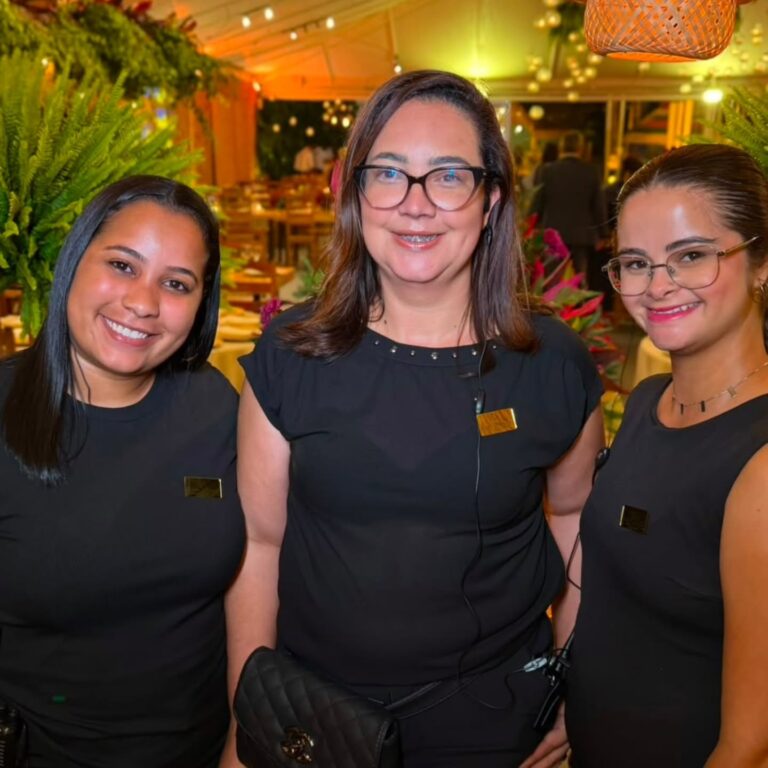 ✨ Por trás de um grande dia, existe uma equipe que cuida...