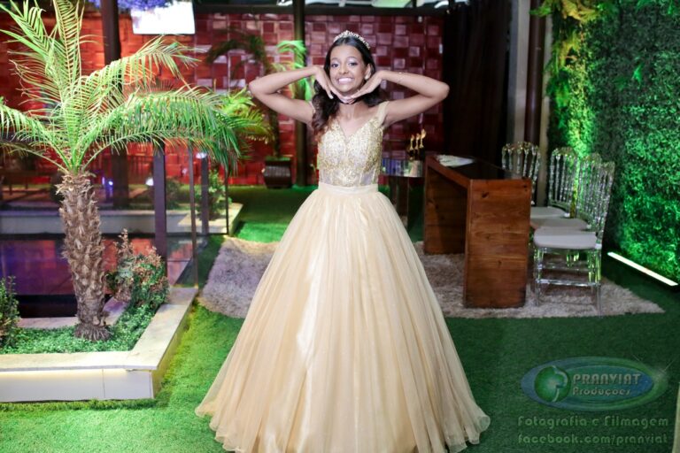 > DEBUTANTE MARIA EDUARDA (13/04/2023) ** FOTOGRAFIA e FILMAGEM ** https://www.facebook.com/pranviat Contatos:...
