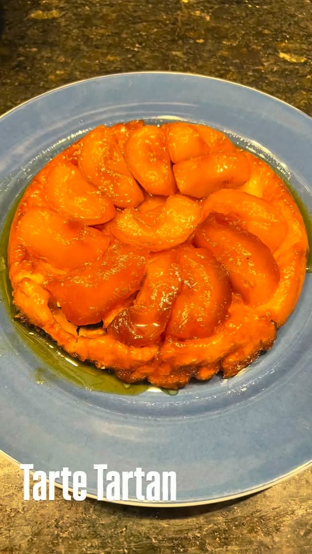 Tarte Tartan 4 maçãs gala Caramelo: 120g açúcar 25g manteiga sem sal...